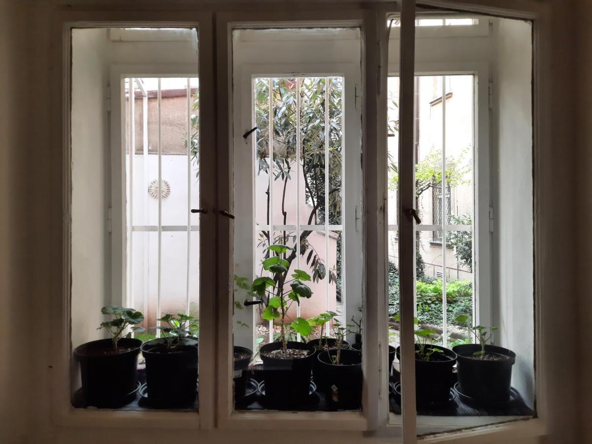Downtown Prague Minimalistic Room In Flatshare 外观 照片