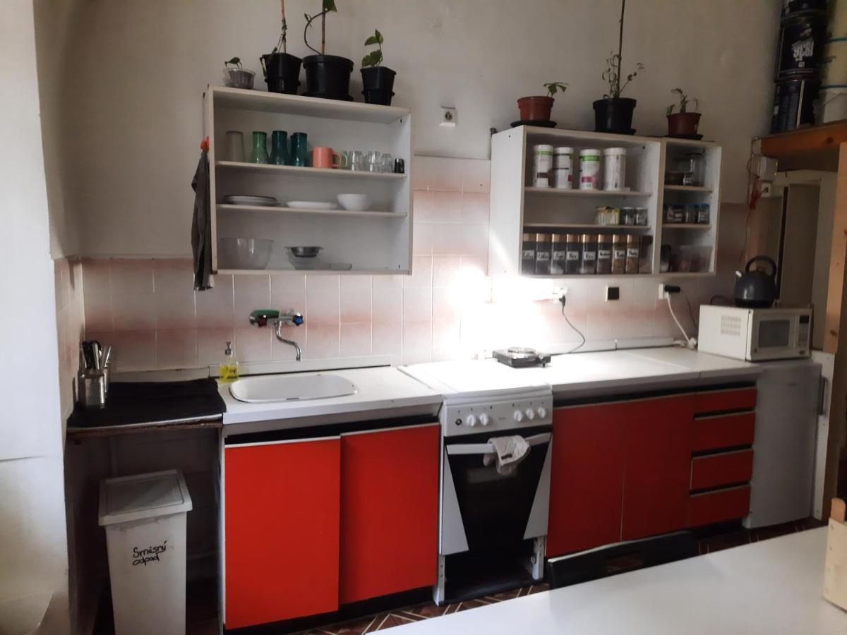 Downtown Prague Minimalistic Room In Flatshare 外观 照片
