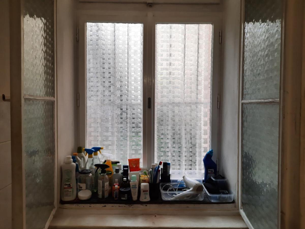 Downtown Prague Minimalistic Room In Flatshare 外观 照片